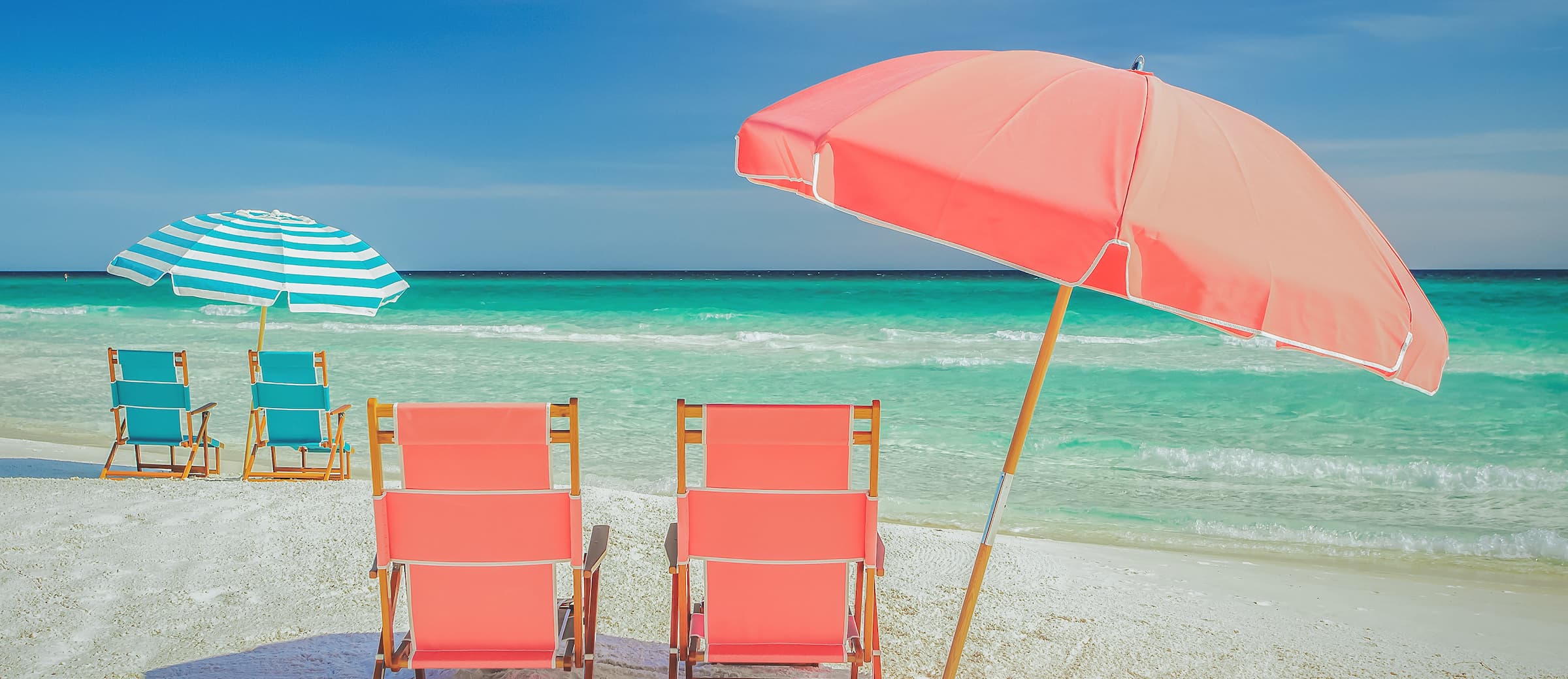 patio-intimate-bold-spaces-beach.png